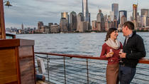 Cruzeiro de jazz noturno em Manhattan, Cidade de Nova York