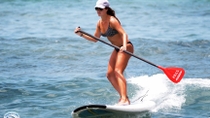 Aula de stand-up paddleboard na Big Island, Ilha Grande do Havaí
