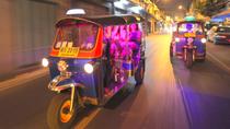 Bangkok à noite: visite templos, mercados e comida em um Tuk-Tuk Bangkok à noite: visite templos, mercados e comida em um Tuk-Tuk