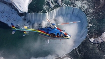Ultieme tour naar de Niagara-watervallen plus helikoptervlucht en lunch in de Skylon Tower Ultieme tour naar de Niagara-watervallen plus helikoptervlucht en lunch in de Skylon Tower