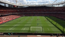 Fodboldkamp med Arsenal på Emirates Stadium Fodboldkamp med Arsenal på Emirates Stadium