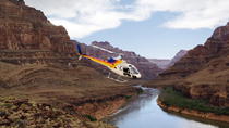 Vol en hélicoptère au-dessus du Grand Canyon, au départ de Las Vegas, avec entrée VIP au Skywalk et promenade en bateau Vol en hélicoptère au-dessus du Grand Canyon, au départ de Las Vegas, avec entrée VIP au Skywalk et promenade en bateau