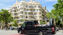 Recorrido premium en 360° con minibús descubierto de lujo, crucero y vuelo en helicóptero o teleférico en Barcelona para grupos pequeños Recorrido premium en 360° con minibús descubierto de lujo, crucero y vuelo en helicóptero o teleférico en Barcelona para grupos pequeños