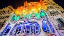 Visite haut de gamme en petit groupe en minibus de luxe à Barcelone avec la Fontaine magique et les illuminations nocturnes Visite haut de gamme en petit groupe en minibus de luxe à Barcelone avec la Fontaine magique et les illuminations nocturnes