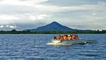 Excursión de un día a la Laguna Limón desde Punta Cana Excursión de un día a la Laguna Limón desde Punta Cana