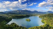Lago de Bled y Castillo de Bled desde Liubliana Lago de Bled y Castillo de Bled desde Liubliana