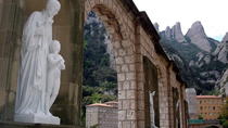 Excursión de un día a Montserrat desde Barcelona, con almuerzo incluido y cata de vinos Excursión de un día a Montserrat desde Barcelona, con almuerzo incluido y cata de vinos