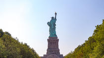 Twisted Statue-Tour: Unter dem Rock von Lady Liberty Twisted Statue-Tour: Unter dem Rock von Lady Liberty