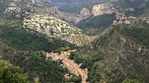 Excursão vinícola para grupos pequenos em Languedoque com visita a Saint-Guilhem-le-Désert e almoço em Montpellier Excursão vinícola para grupos pequenos em Languedoque com visita a Saint-Guilhem-le-Désert e almoço em Montpellier