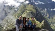 Paquete combinado en el Valle Sagrado privado con noche: Triatlón y exploración del Machu Picchu Paquete combinado en el Valle Sagrado privado con noche: Triatlón y exploración del Machu Picchu