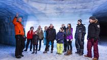In de gletsjer: tour met bezoek aan de gletsjer Langjökull en de ijsgrot In de gletsjer: tour met bezoek aan de gletsjer Langjökull en de ijsgrot