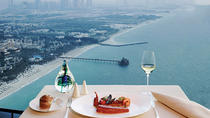 Lunch in het Al Muntaha in Burj al Arab met privévervoer Lunch in het Al Muntaha in Burj al Arab met privévervoer