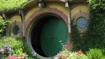 Excursão terrestre de Hobbiton, incluindo excursão aos sets de filmagem de Senhor dos Anéis e O Hobbit Excursão terrestre de Hobbiton, incluindo excursão aos sets de filmagem de Senhor dos Anéis e O Hobbit