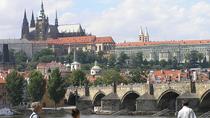 Excursão a pé no Castelo de Praga incluindo ingressos de entrada Excursão a pé no Castelo de Praga incluindo ingressos de entrada