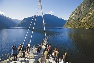 Milford Mariner Overnight Cruise of Mildord Sound