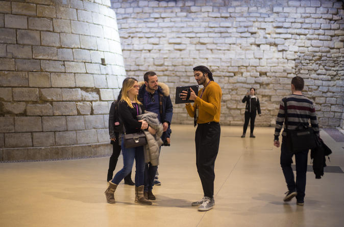 Secrets, Art and History in the Louvre