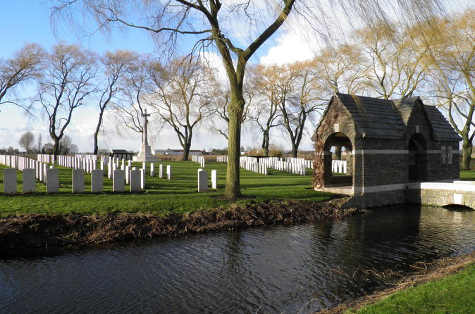 Small-Group Australian Battlefield Tour in Flanders from Brussels