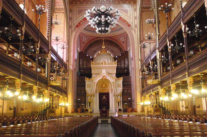 Jewish History and Heritage Walking Tour of Budapest