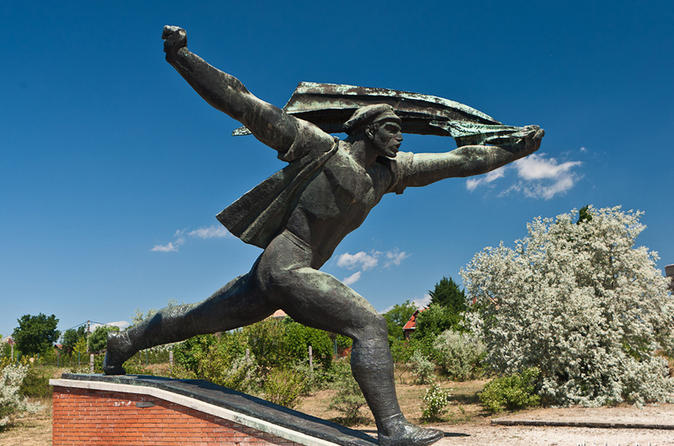 Private Memento Park Walking Tour from Budapest