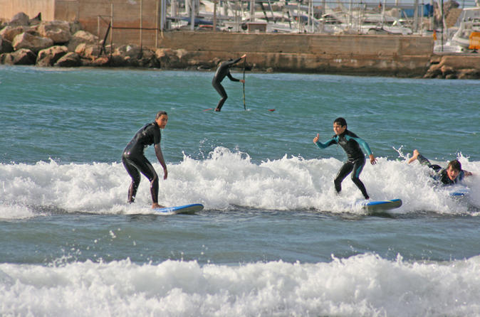 Rent surf board