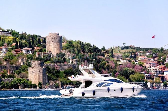 2-Hour Bosphorus Yacht Cruise with Transfers