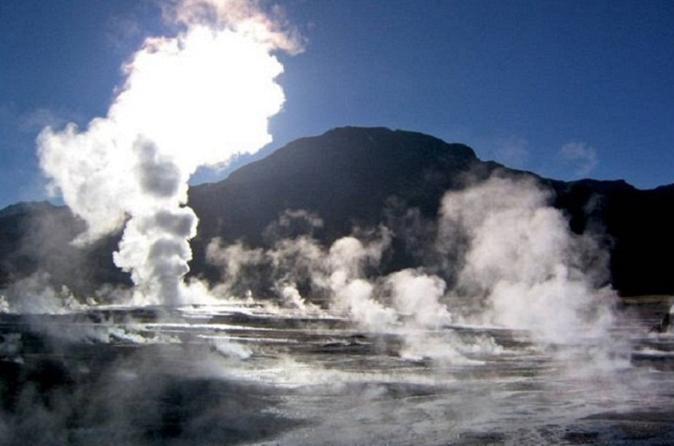 El Tatio Geysers and Machuca Village Day Trip