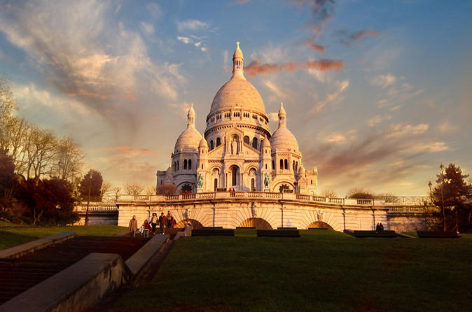 Paris 2-Hour Private Historical Walking Tour of Montmartre