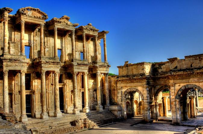 8-day Culture and Natural Attraction Tour of Turkey including Istanbul, Pamukkale, Ephesus and Antalya