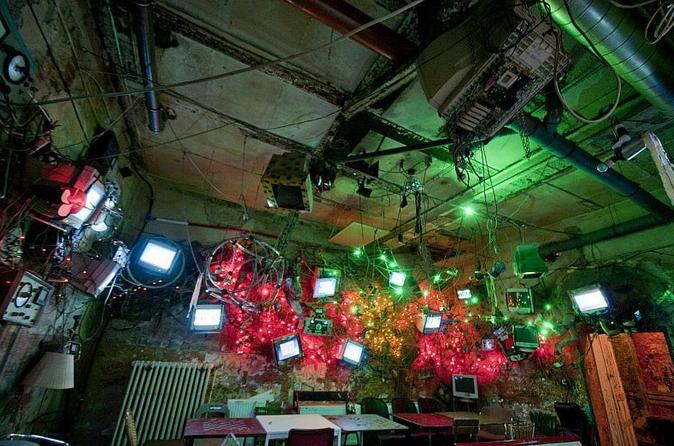 Ruinpubs and Alternative Cultural Spots on a 3 Hours Budapest Walking Tour