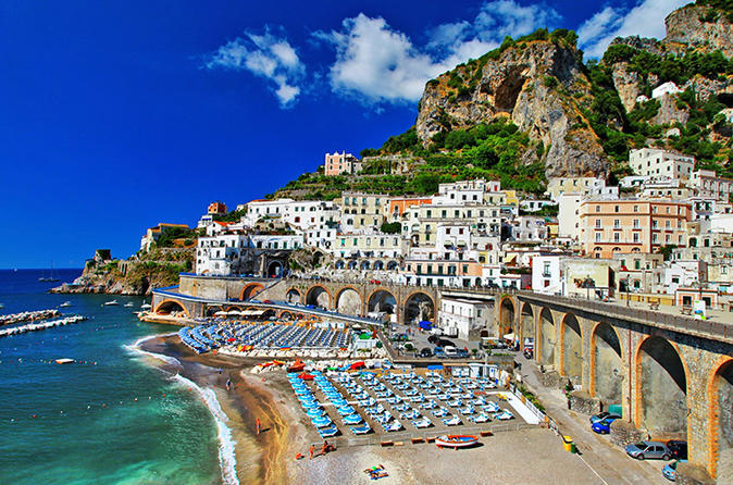 Private transfer from the Amalfi Coast to Rome including 2-3 hrs stop