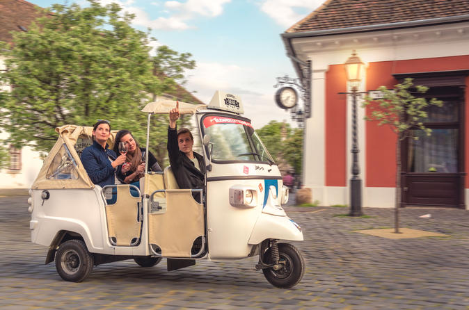 Budapest Private Tuk Tuk Tour with Wine Tasting and Cheese Platter