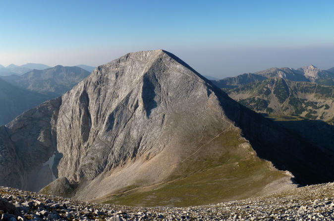 Full-day Pirin Mountain Vihren to Yavorov hike from Bansko