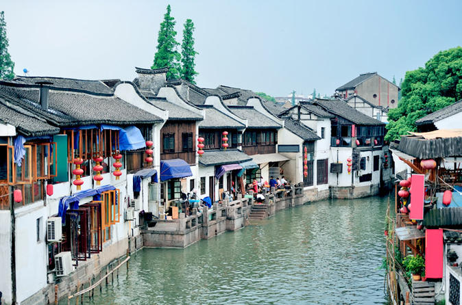 Coach Tour: Zhujiajiao Water Town Plus Huangpu River Cruise