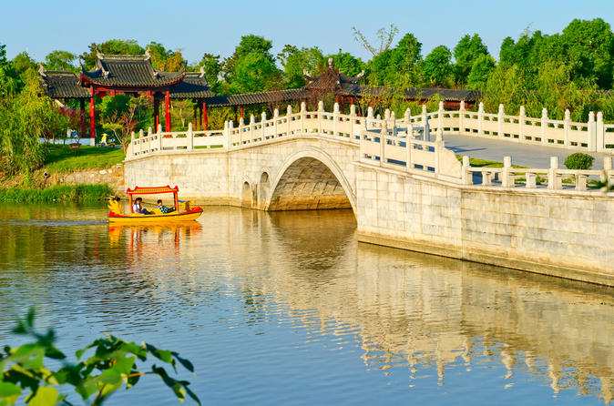 Shanghai Shore Excursion: Suzhou and Zhouzhuang Water Village Private Day Trip