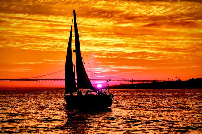 Lisbon Sunset Sailing ticket tour