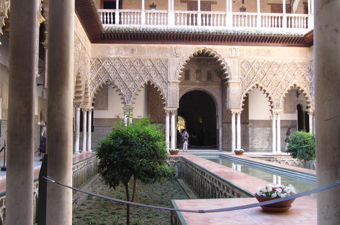 Seville Highlights: Private Family Guided Tour