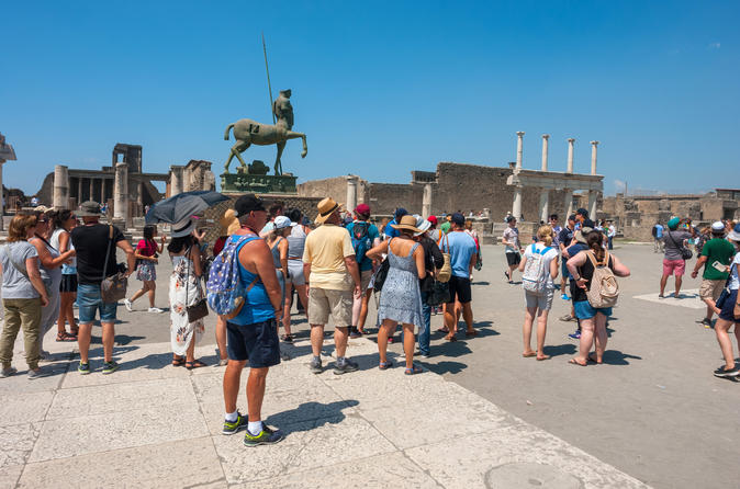 Pompeii Private Tour with an Archaeologist Guide