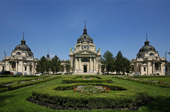 Budapest Super Saver: Budapest Walking Tour plus Small-Group History Tour