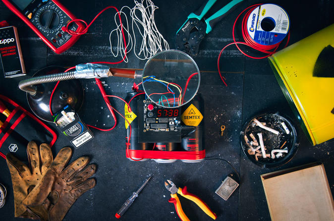 Escape Game in Prague: Semtex Code