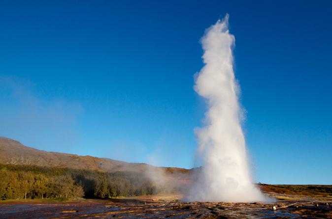 The Golden Circle & Northern Lights Combo tour