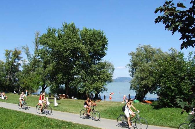 Private bike tour by Lake Balaton with guide