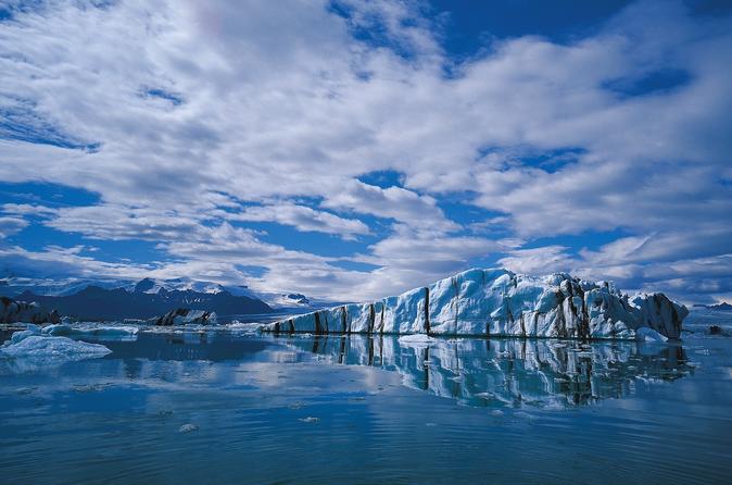 Overnight South Coast and Jökulsárlón Glacier Lagoon Tour from Reykjavik