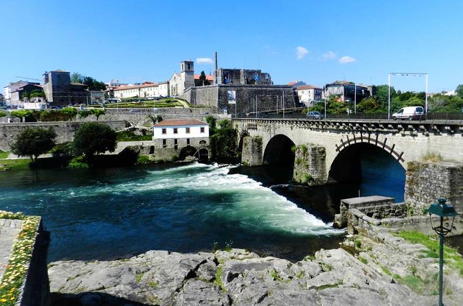 Full-Day Guided Barcelos Highlights Tour from Porto
