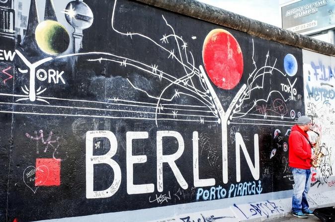 BERLIN PAST AND PRESENT: HISTORY EXPERIENCE