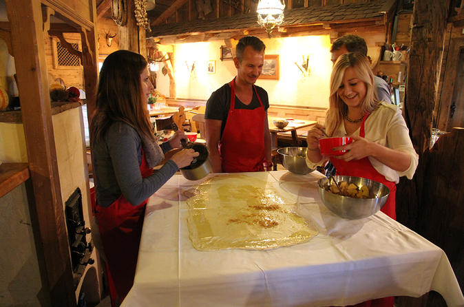 Apple Strudel Cooking Class in Salzburg