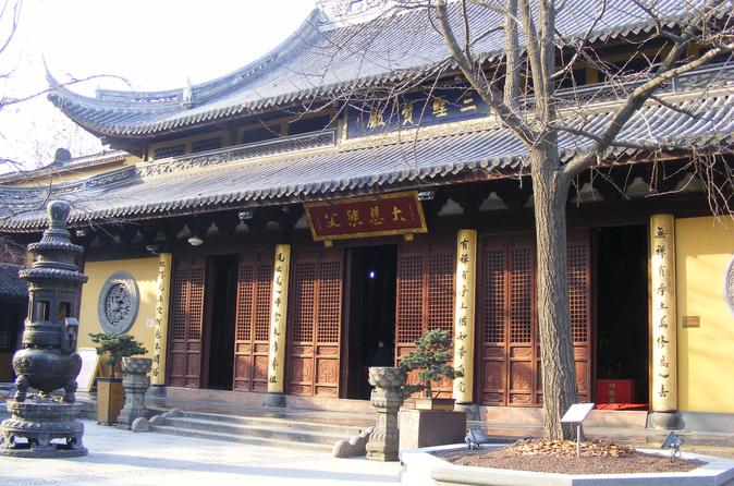 2-Hour Shanghai Longhua Temple Walking Tour