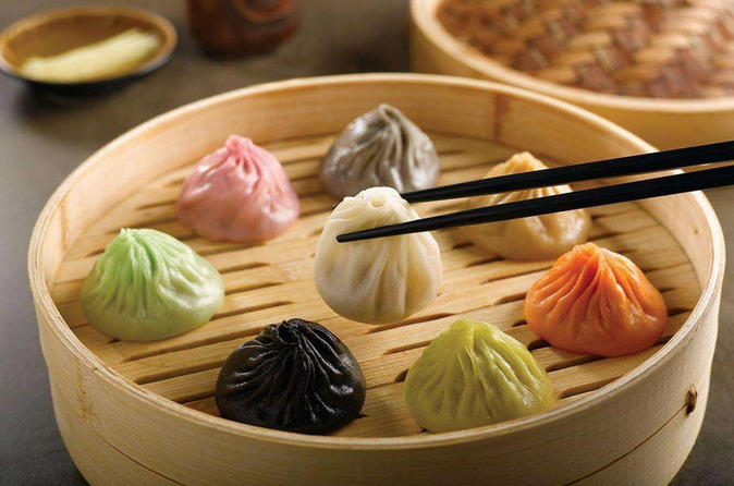 Shanghai Private Tour with River Cruise, Shanghai Tower, and Lunch or Dinner