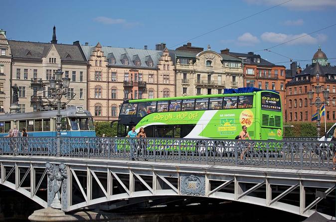 Stockholm Shore Excursion: Stockholm City Hop-On Hop-Off Tour