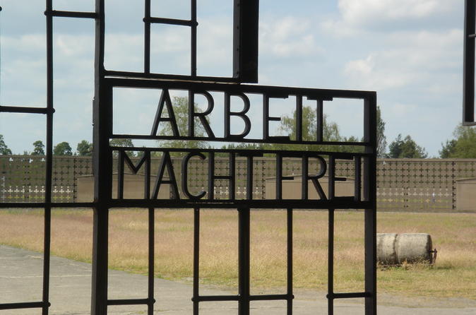 Tour per piccoli gruppi nel campo di concentramento Sachsenhausen da Berlino