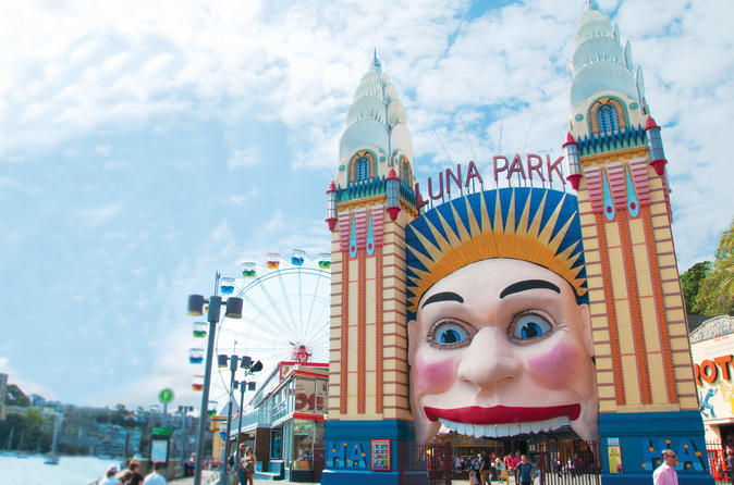 Full-day Luna Park Admission Ticket in Sydney
